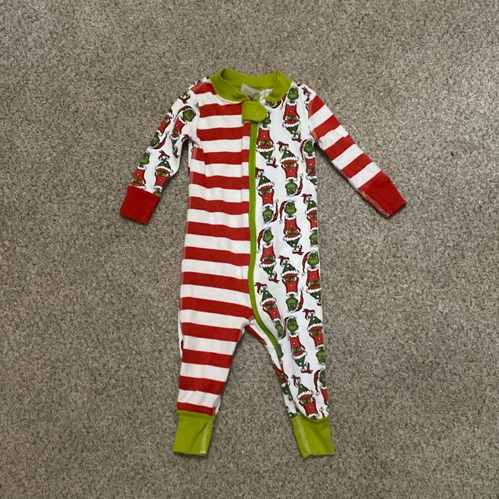 Hanna Andersson Red and Green Kids Pajamas